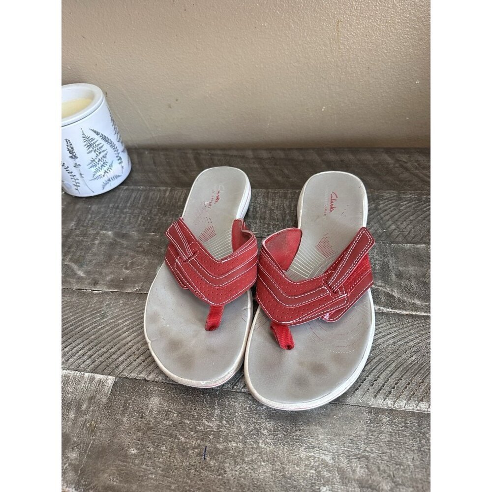 Clarks Women's Red Breeze Sea Cloudsteppers Thong Flip Flop Sandals 6.5 D